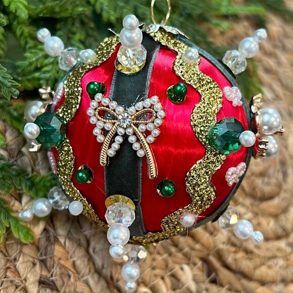 Beaded Push Pin Satin Thread Ball Christmas Ornament Mid Century Vintage Style - Picture 1 of 8